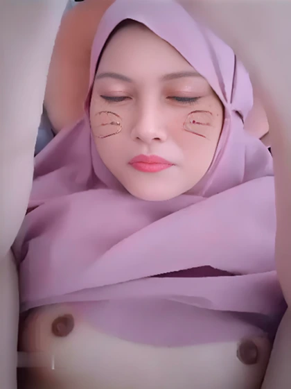 Bokep Jilbab – Tante Ngangkang Cantik Banget