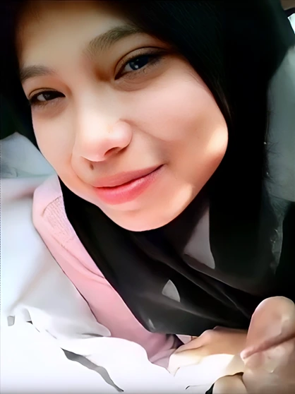 Bokep Jilbab – Ukhti Nekat Isep Batang di Mobil