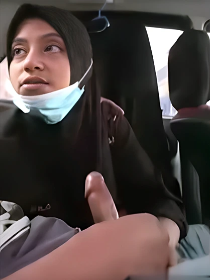 Bokep Jilbab – Ukhti Sange Nekat Main di Parkiran