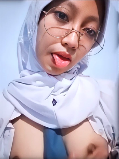Bokep Jilbab – eSMA Imut Melet2 Remes Nenen